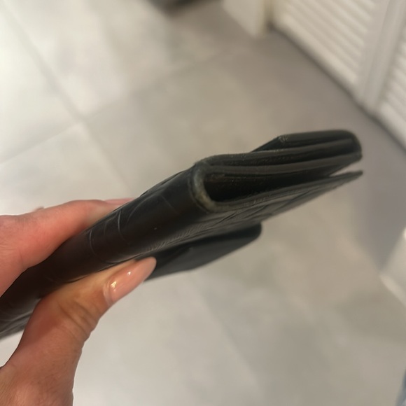 CH Carolina Herrera Wallet - Picture 6 of 14